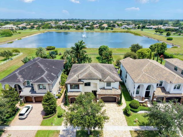 9517 Equus Circle, Boynton Beach, FL 33472