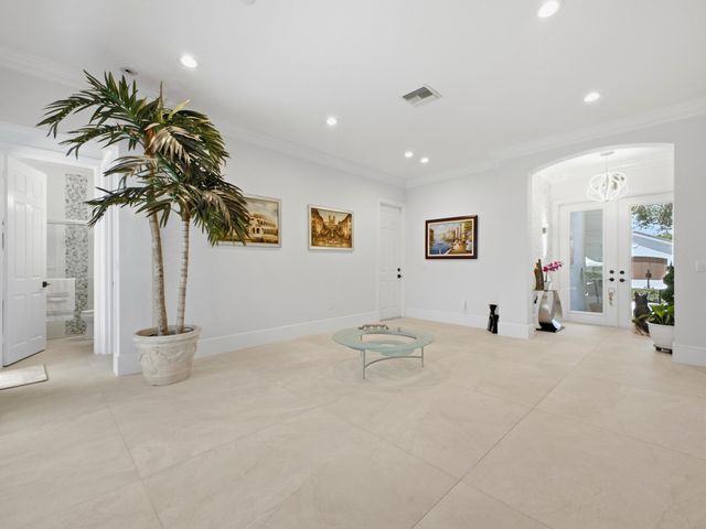 9517 Equus Circle, Boynton Beach, FL 33472