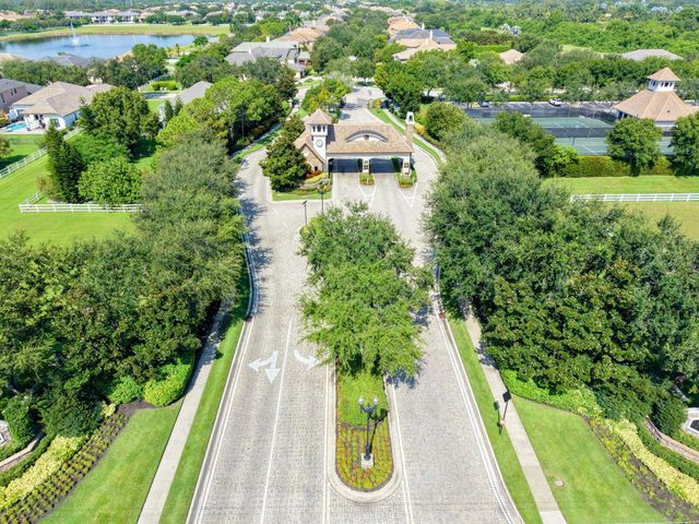 9517 Equus Circle, Boynton Beach, FL 33472