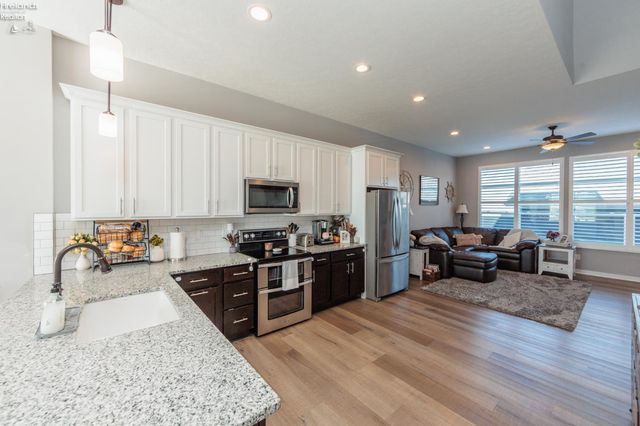 W 415 Water Street, Sandusky, OH 44870