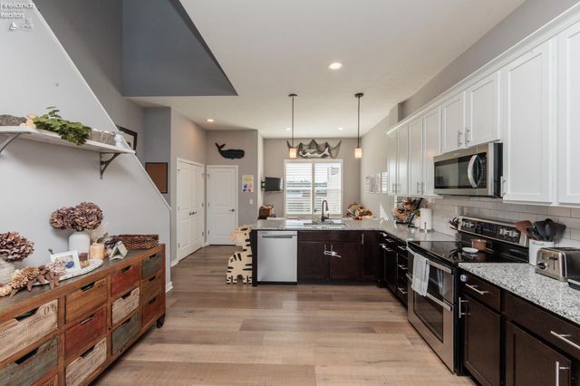 W 415 Water Street, Sandusky, OH 44870