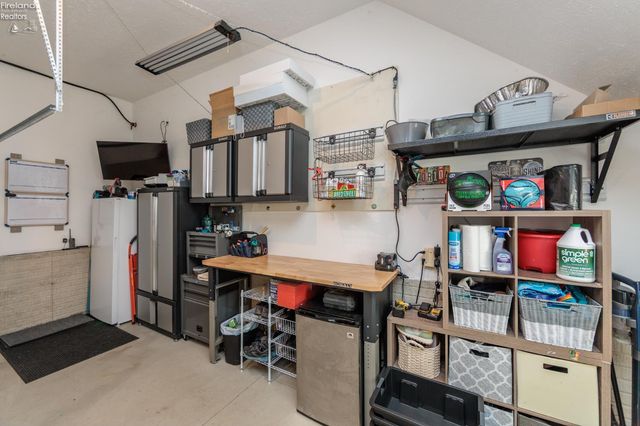 W 415 Water Street, Sandusky, OH 44870