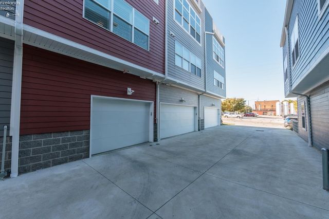 W 415 Water Street, Sandusky, OH 44870