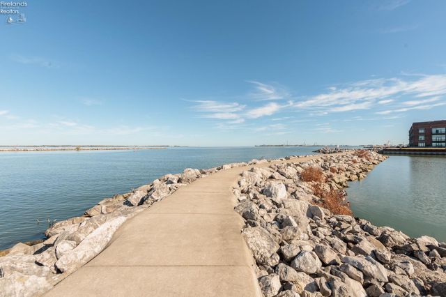 W 415 Water Street, Sandusky, OH 44870