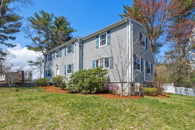 66 Old Stow Road, Concord, MA 01742