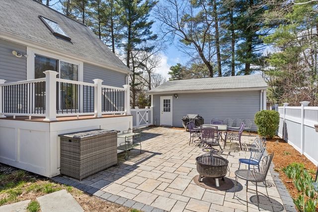 66 Old Stow Road, Concord, MA 01742