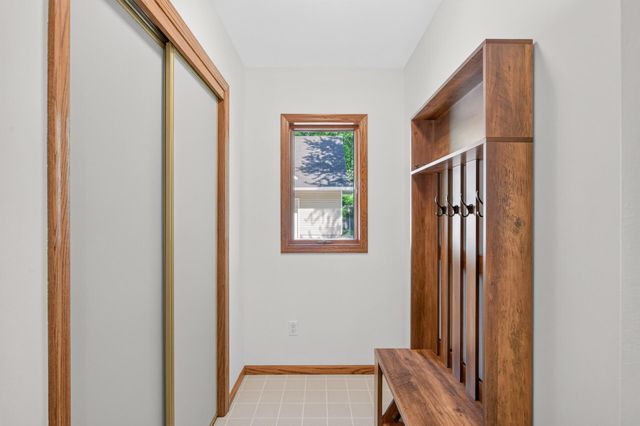 4929 West Lane, Minnetonka, MN 55345