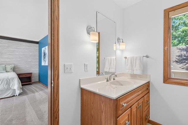 4929 West Lane, Minnetonka, MN 55345