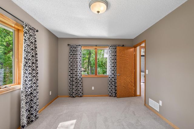 4929 West Lane, Minnetonka, MN 55345