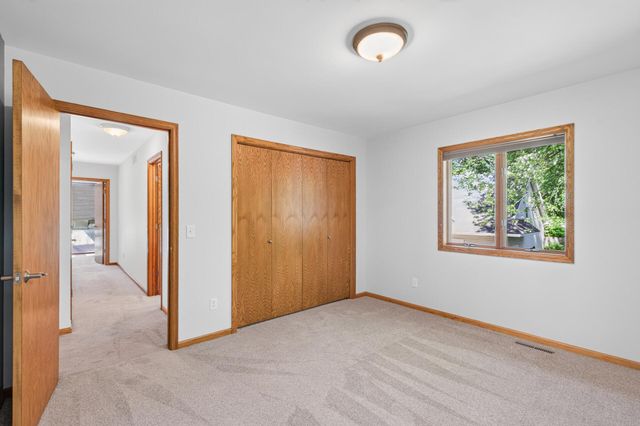 4929 West Lane, Minnetonka, MN 55345