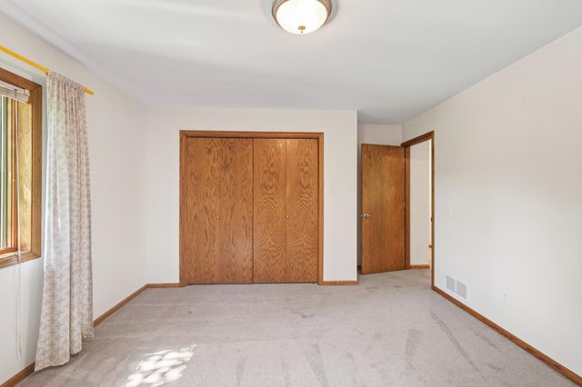 4929 West Lane, Minnetonka, MN 55345