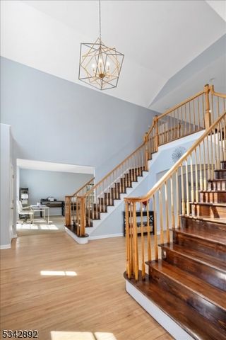 522 Stanhope Rd, Byram Twp., NJ 07871