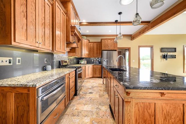 27362 187th Street, Leavenworth, KS 66048