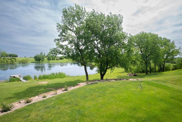 27362 187th Street, Leavenworth, KS 66048