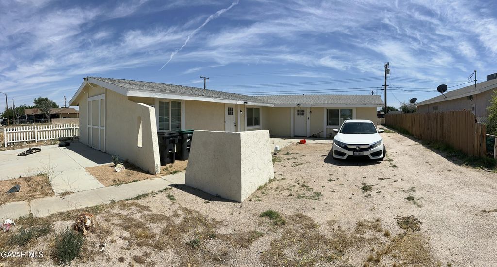 7742 Walpole Avenue, California City, CA 93505