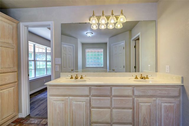 225 Rs County Road 1278, Emory, TX 75440