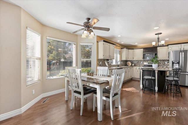 2028 Candleridge Drive, Twin Falls, ID 83301