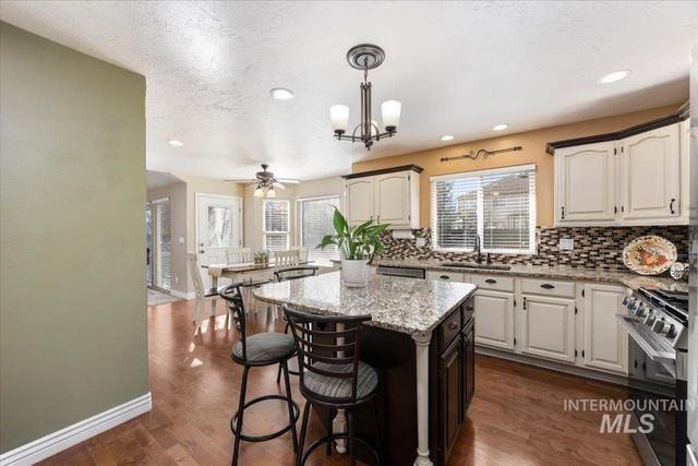 2028 Candleridge Drive, Twin Falls, ID 83301