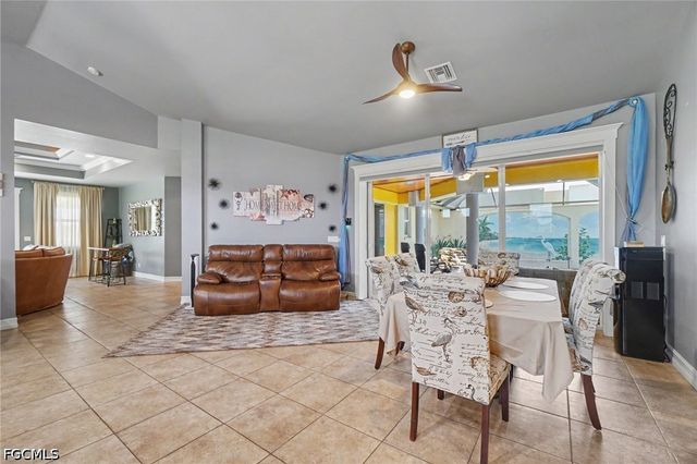 2911 NW 14th TER, Cape Coral, FL 33993