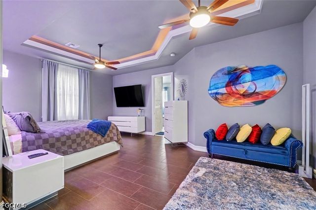 2911 NW 14th TER, Cape Coral, FL 33993
