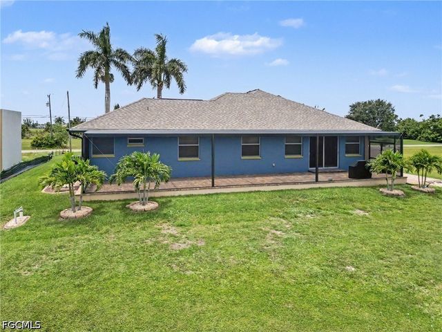 2911 NW 14th TER, Cape Coral, FL 33993