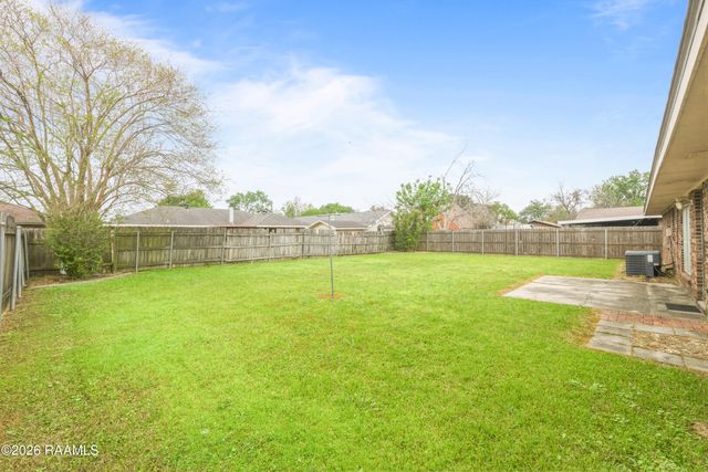 109 Saint Nicholas Drive, Lafayette, LA 70506