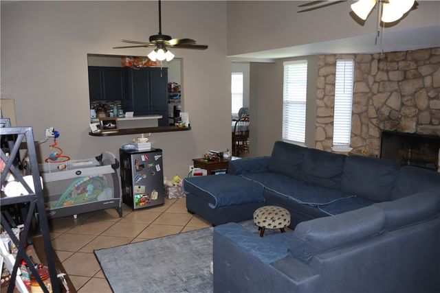 11617 Cripple Creek Dr, Corpus Christi, TX 78410