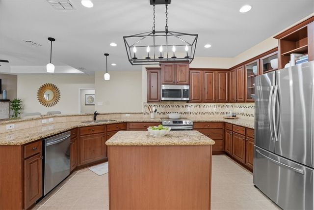 15825 Cozumel Dr, Corpus Christi, TX 78418