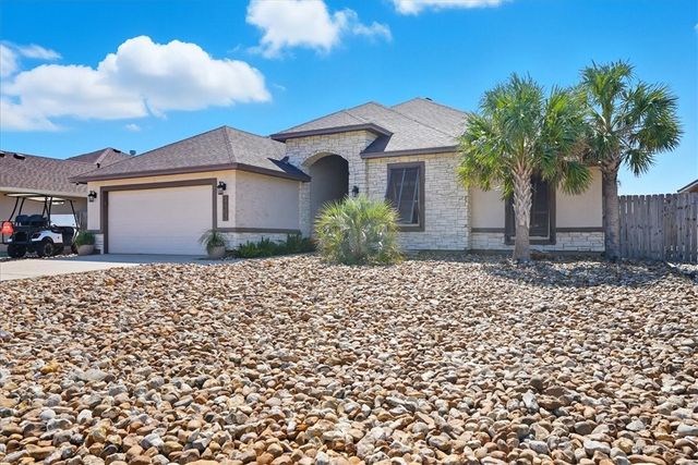 15825 Cozumel Dr, Corpus Christi, TX 78418