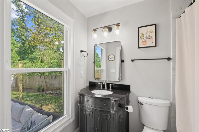 127 E Victoria Road, Spartanburg, SC 29301