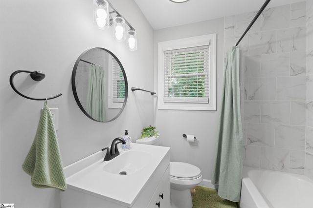 127 E Victoria Road, Spartanburg, SC 29301