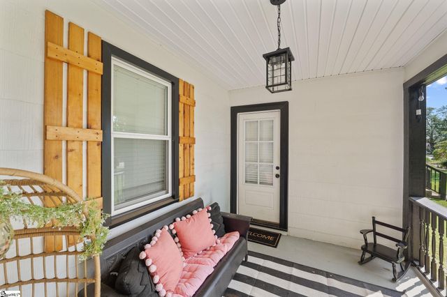 127 E Victoria Road, Spartanburg, SC 29301