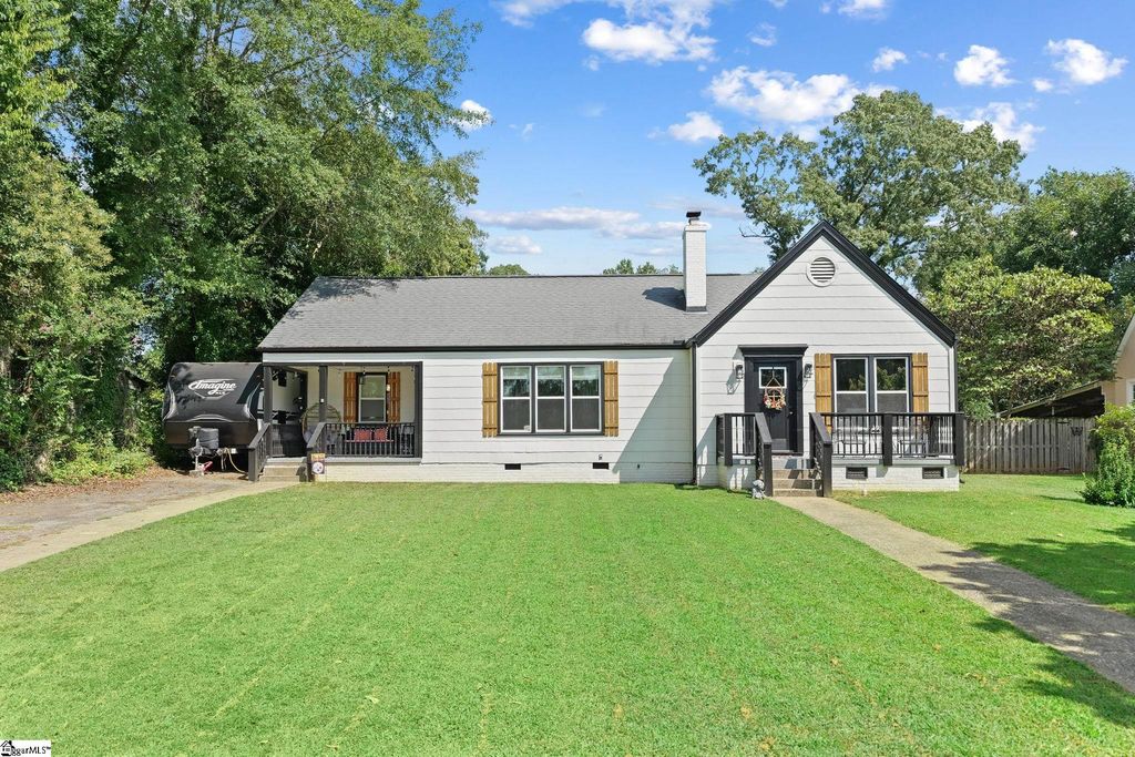 127 E Victoria Road, Spartanburg, SC 29301