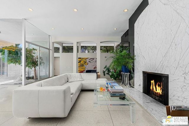 690 W Stevens Road, Palm Springs, CA 92262