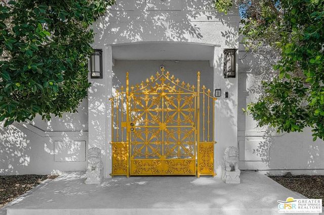 690 W Stevens Road, Palm Springs, CA 92262