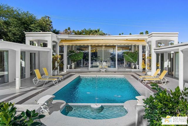 690 W Stevens Road, Palm Springs, CA 92262