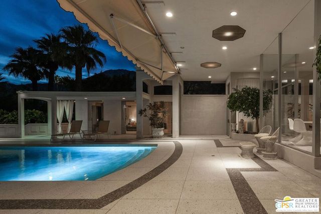 690 W Stevens Road, Palm Springs, CA 92262