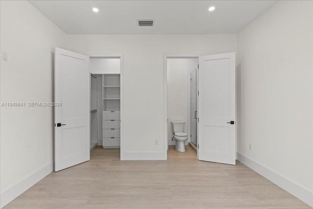 5940 SW 100th Terrace, Pinecrest, FL 33156