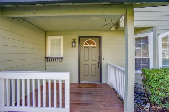 15517 NE 9th Circle, Vancouver, WA 98684