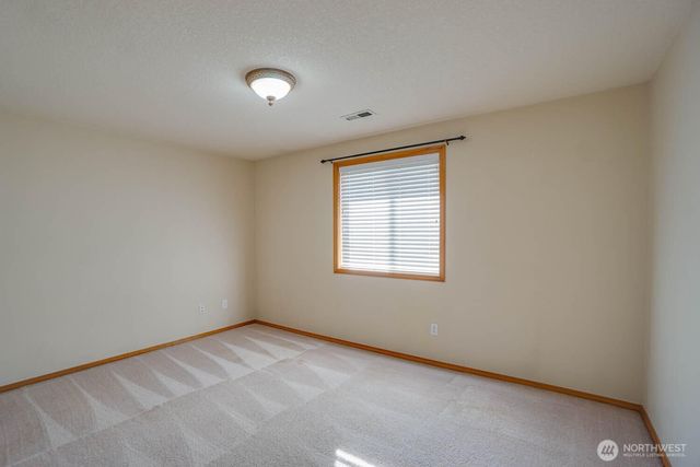 15517 NE 9th Circle, Vancouver, WA 98684