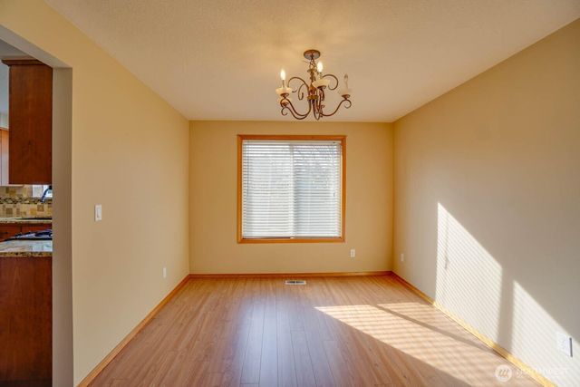 15517 NE 9th Circle, Vancouver, WA 98684