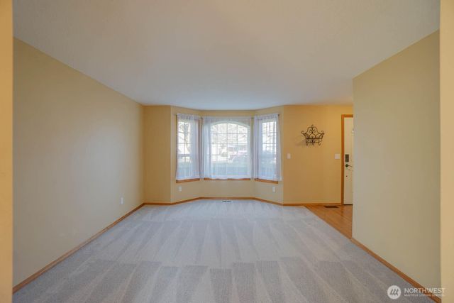 15517 NE 9th Circle, Vancouver, WA 98684