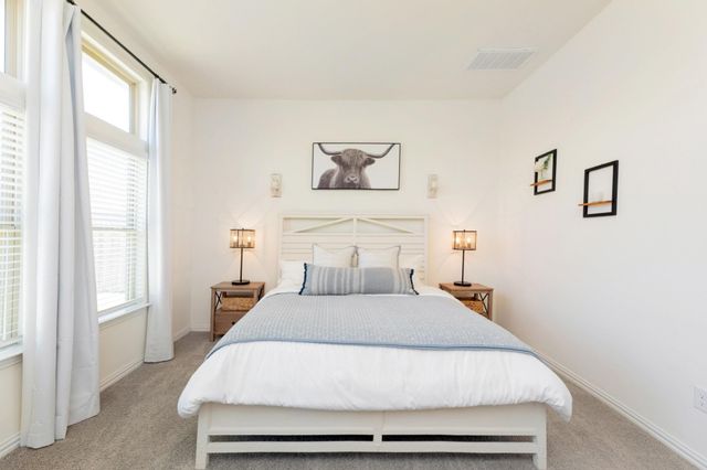 360 Jefferson DR, Kyle, TX 78640