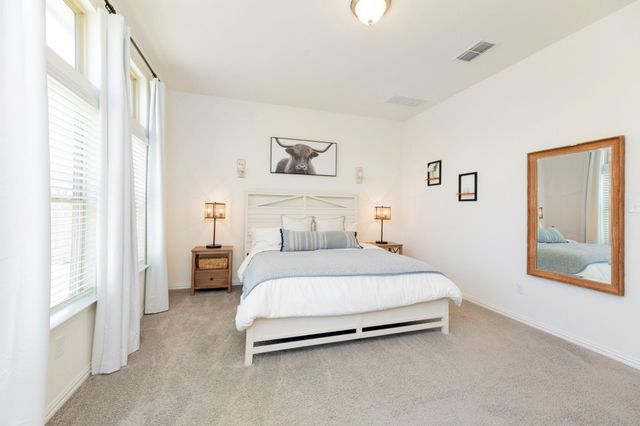 360 Jefferson DR, Kyle, TX 78640