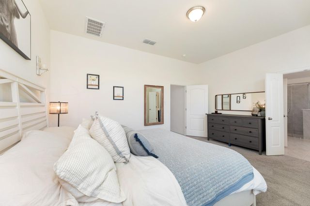 360 Jefferson DR, Kyle, TX 78640