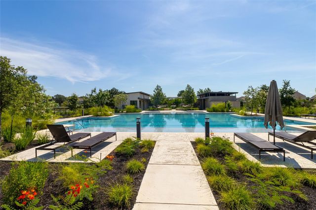 360 Jefferson DR, Kyle, TX 78640