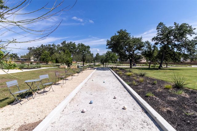 360 Jefferson DR, Kyle, TX 78640