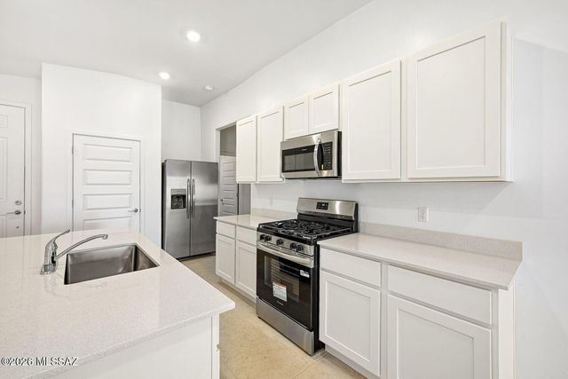 7065 W Indian Clover Way, Tucson, AZ 85757