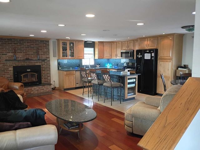 6 Tilden Ave, Scituate, MA 02066