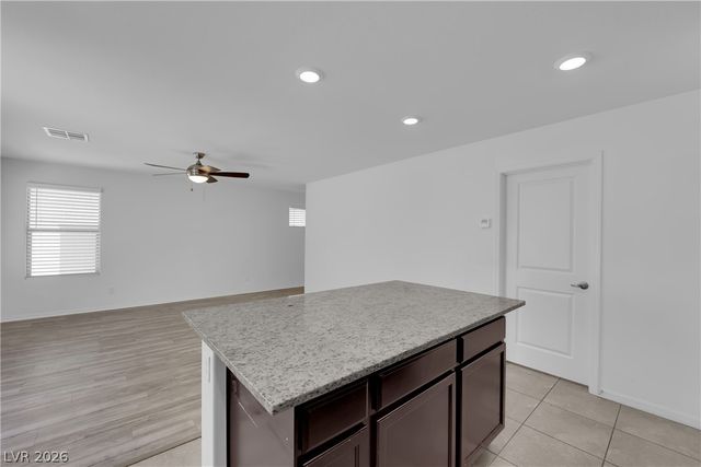 6421 Broadcloth Court, Las Vegas, NV 89122